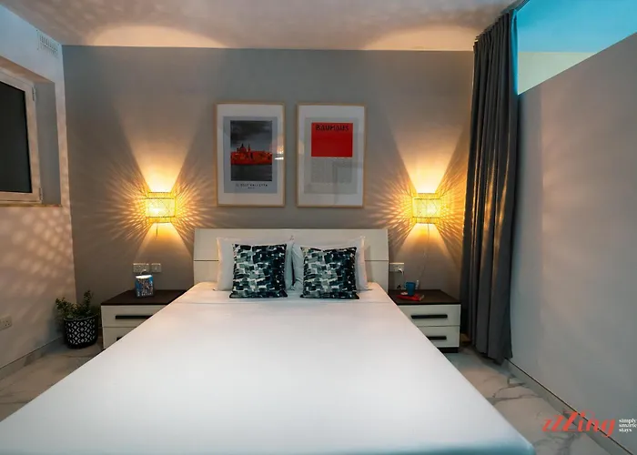 A Stylishly Chic Holiday Home With Sofa Bed - A12