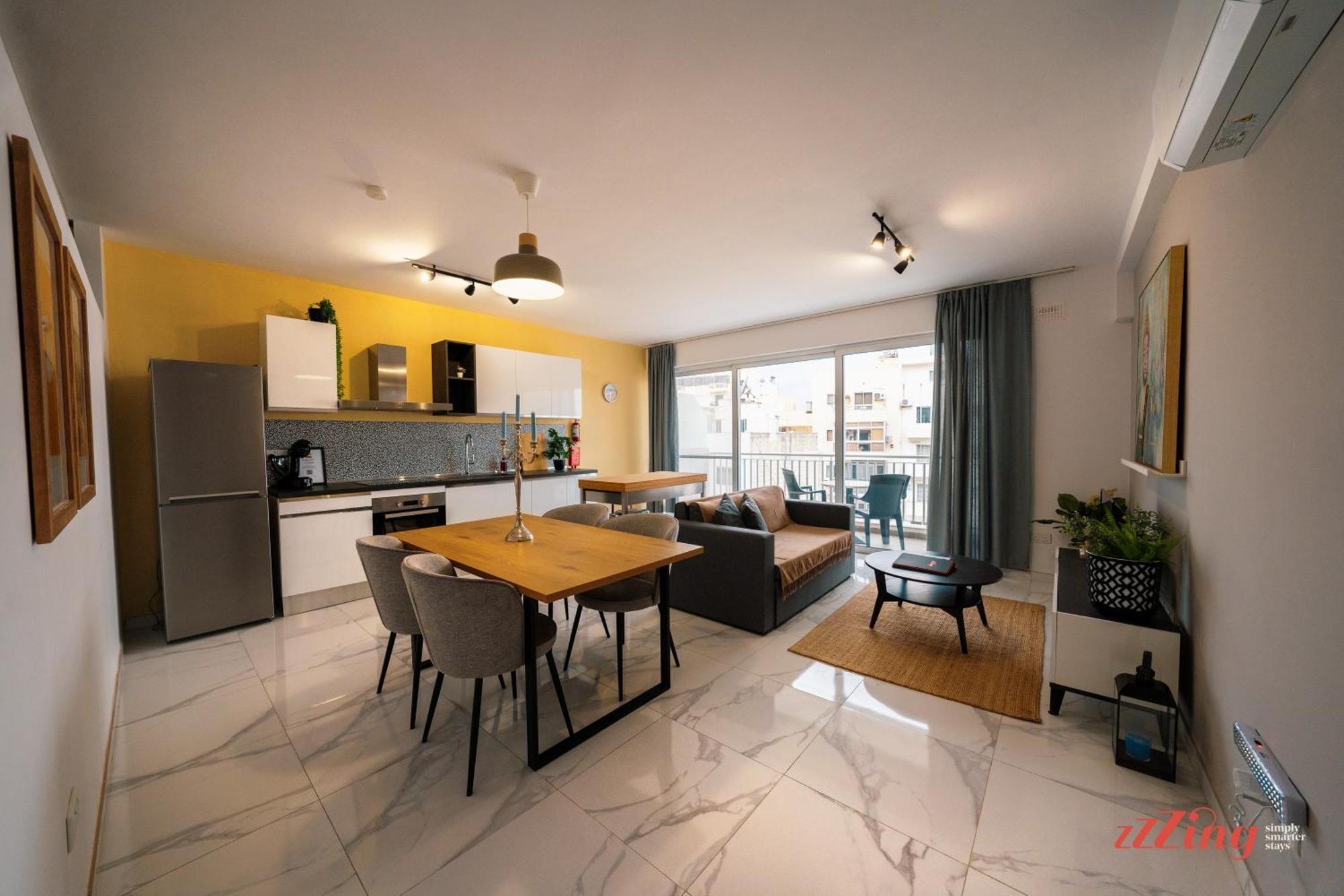 A Stylishly Chic With Sofa Bed - A12 Apartment