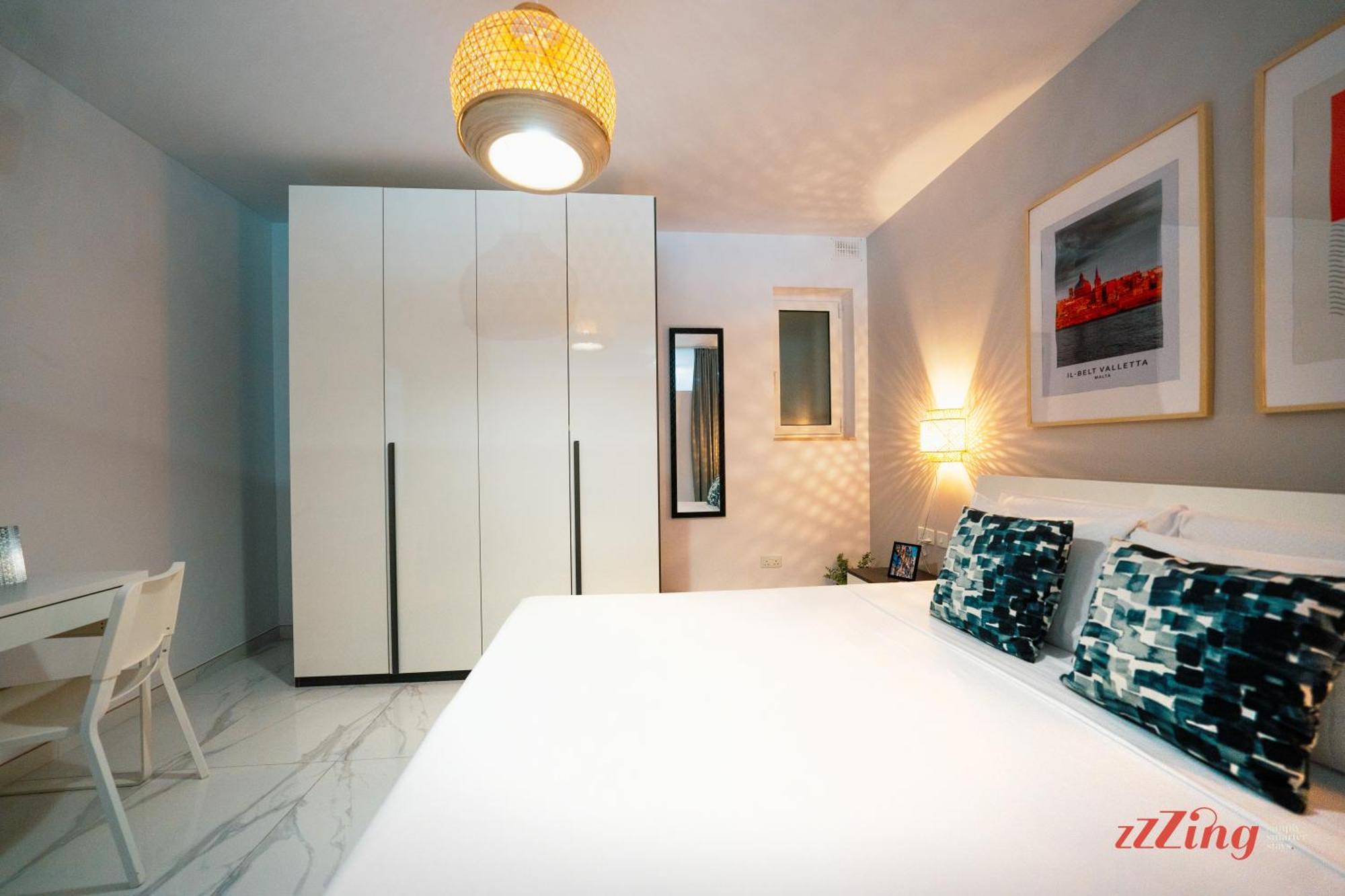 A Stylishly Chic With Sofa Bed - A12